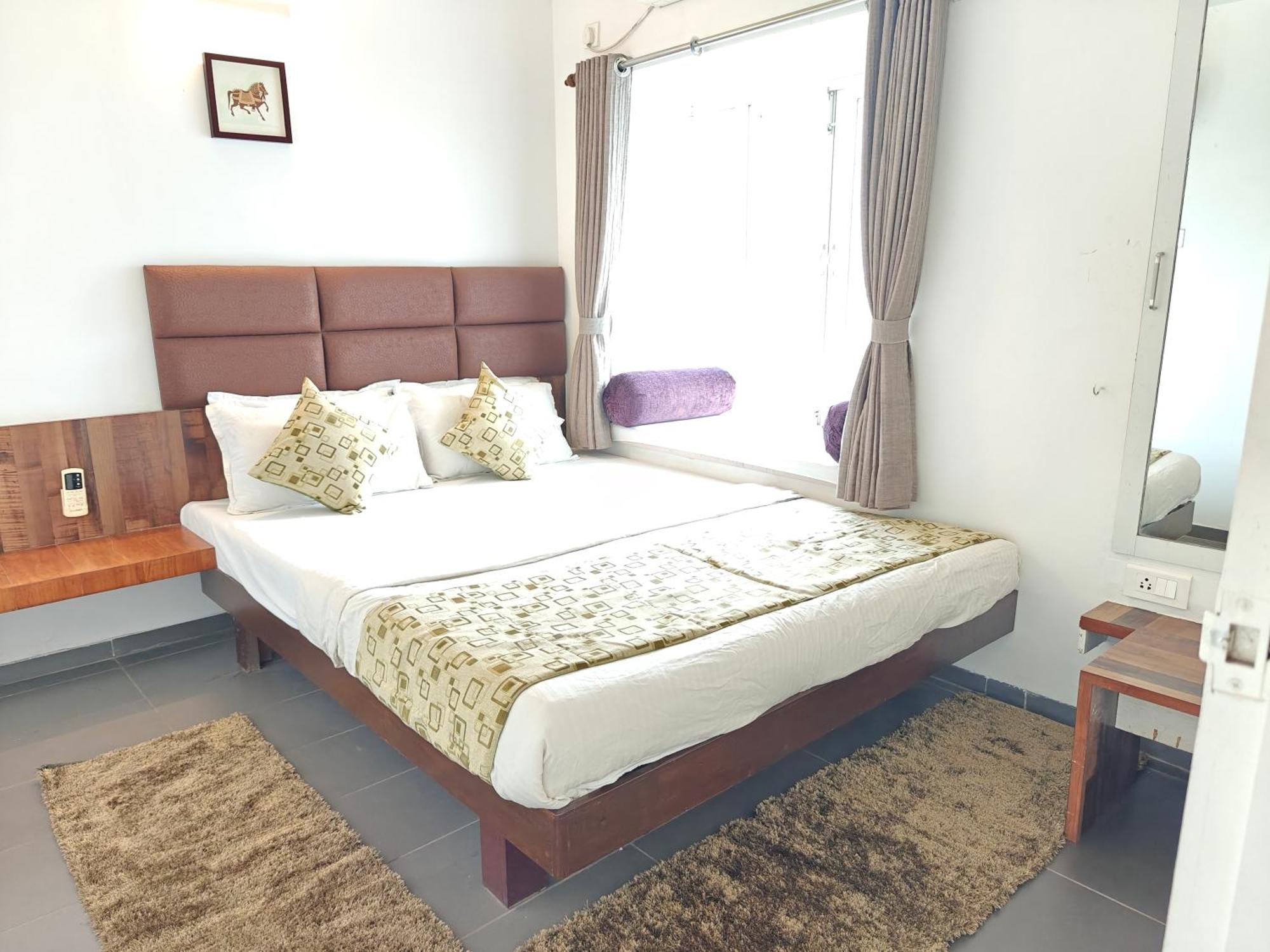 Chandralok Service Apartments Kolhapur Dış mekan fotoğraf