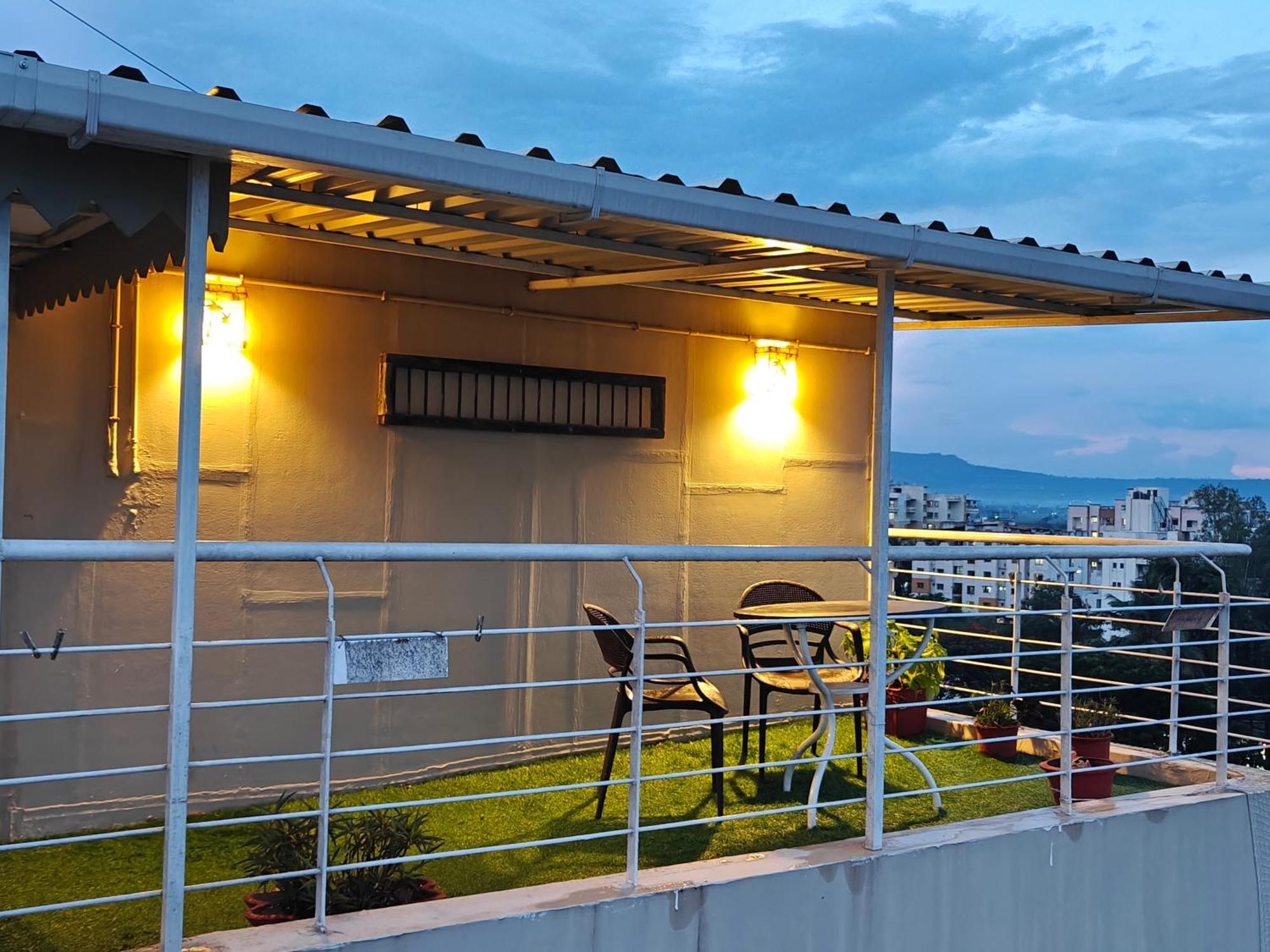 Chandralok Service Apartments Kolhapur Dış mekan fotoğraf