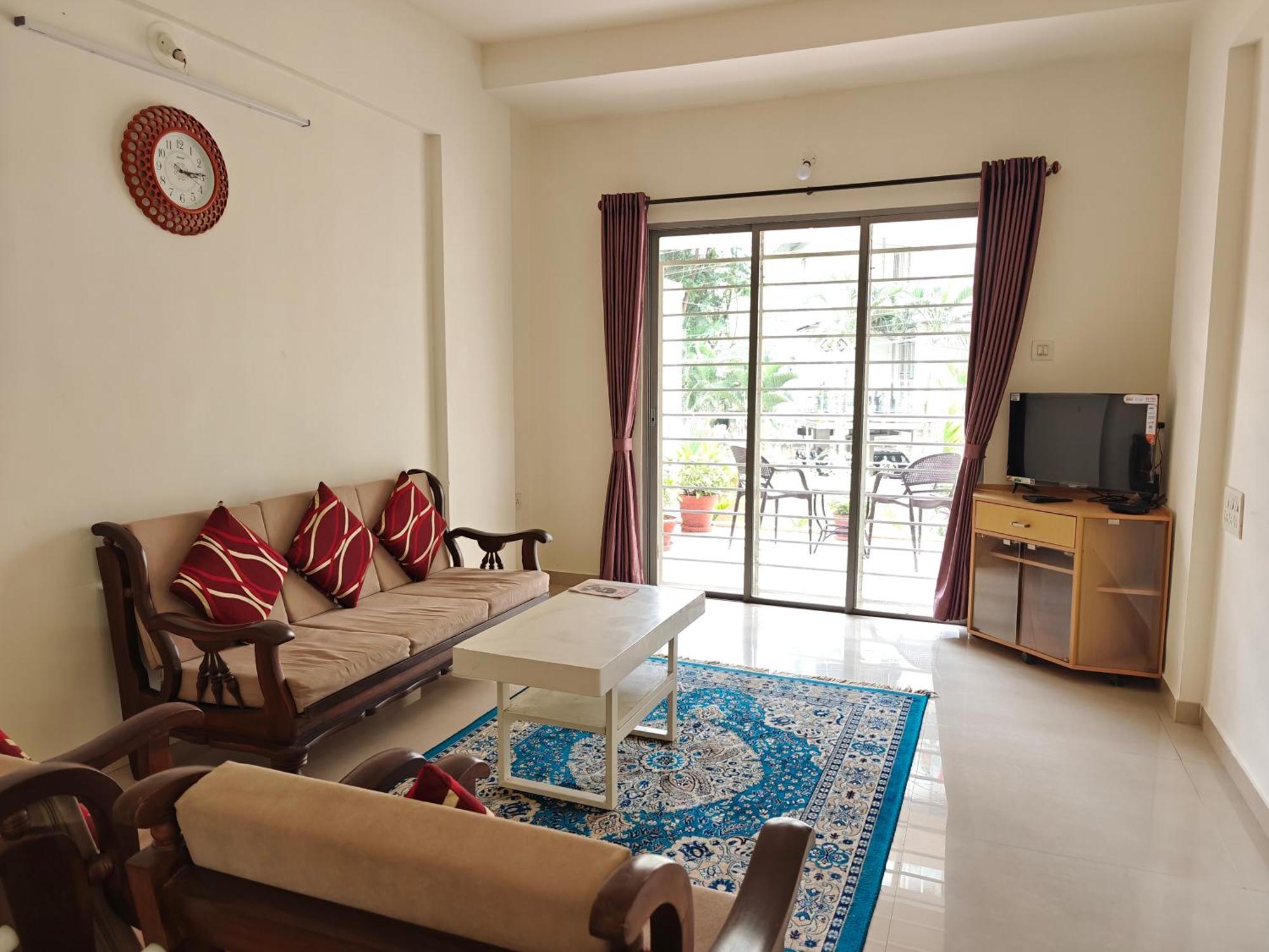 Chandralok Service Apartments Kolhapur Oda fotoğraf